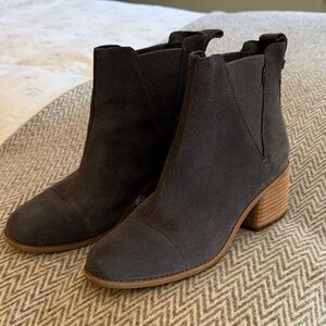 Tom’s Women's Ankle Boots in Dark Gray